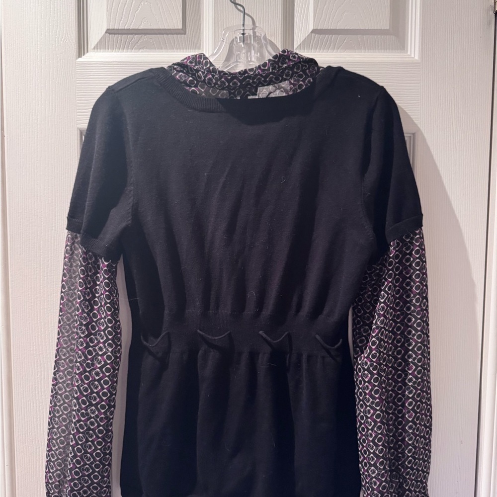 142 - Reitmans Black top with Patterned Accents - Picture 4 of 4